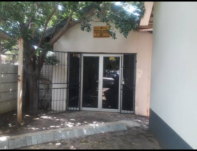 295M² OFFICE FOR SALE IN BO-DORP